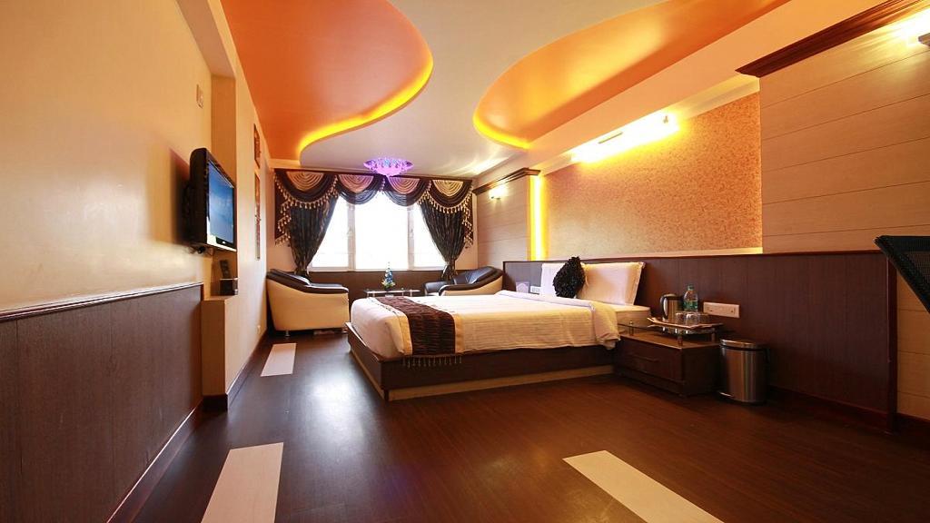 Astoria Residency Hotel Ooty Ngoại thất bức ảnh