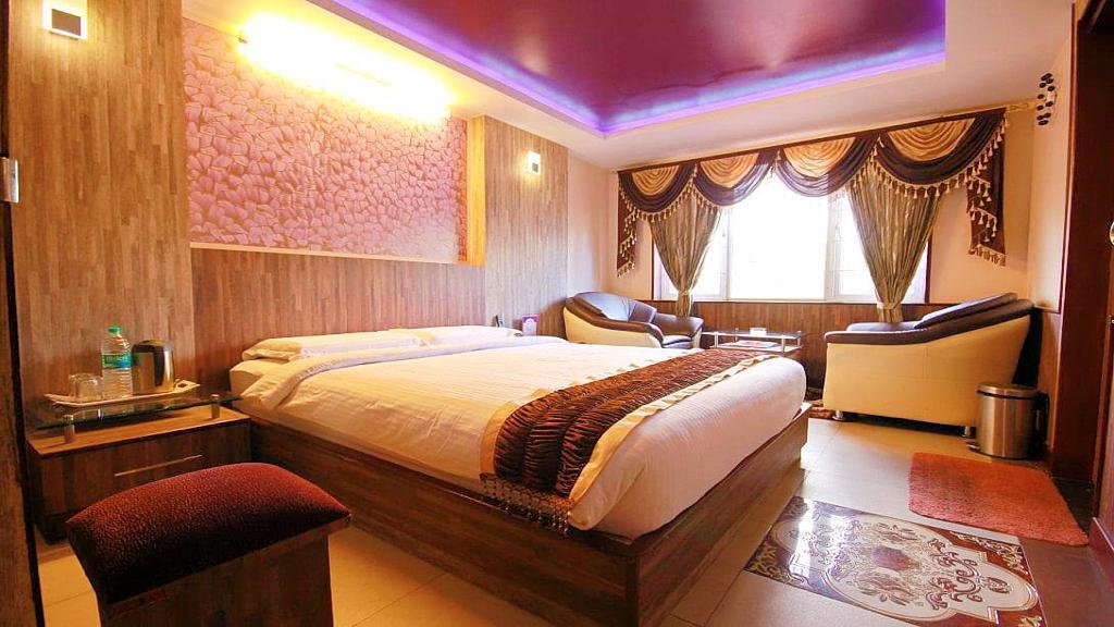 Astoria Residency Hotel Ooty Ngoại thất bức ảnh