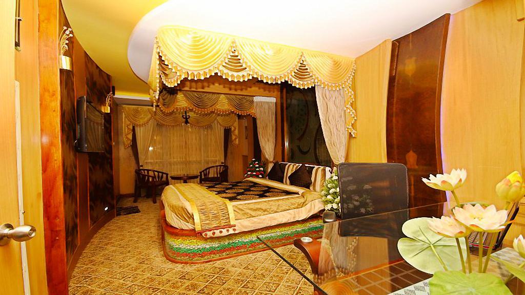 Astoria Residency Hotel Ooty Ngoại thất bức ảnh